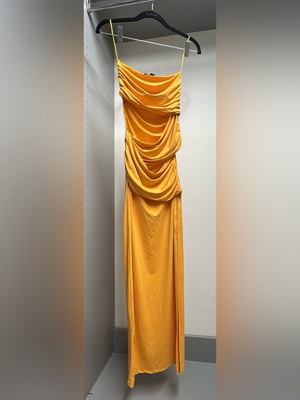 ZARA NWT Tangerine Ruched Strapless Bodycon Midi Dress Size S Orange Cut Out